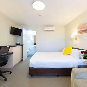 **** Hotel Tall Trees Ainslie Australia